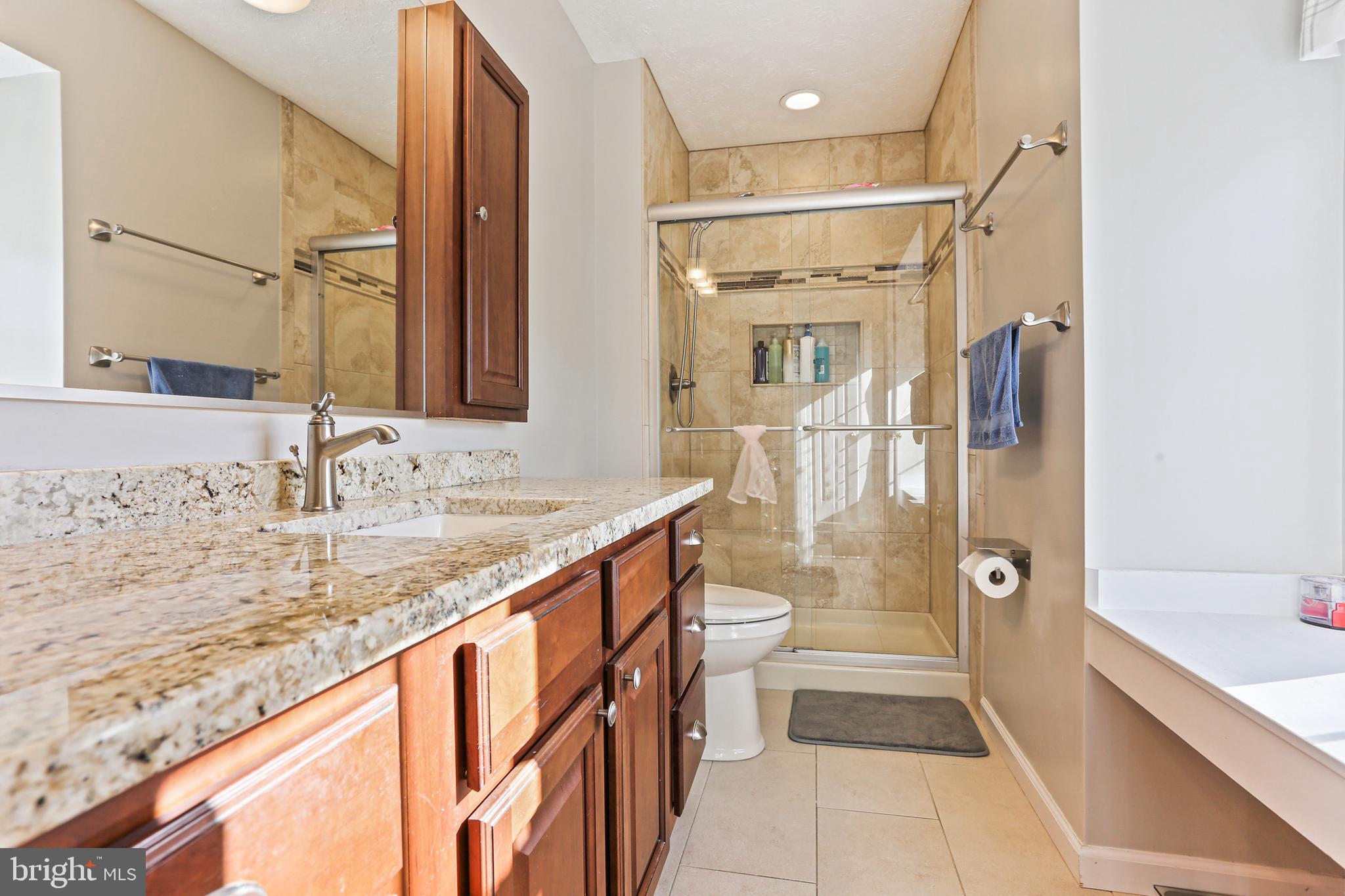 KINGS GRANT - Residential