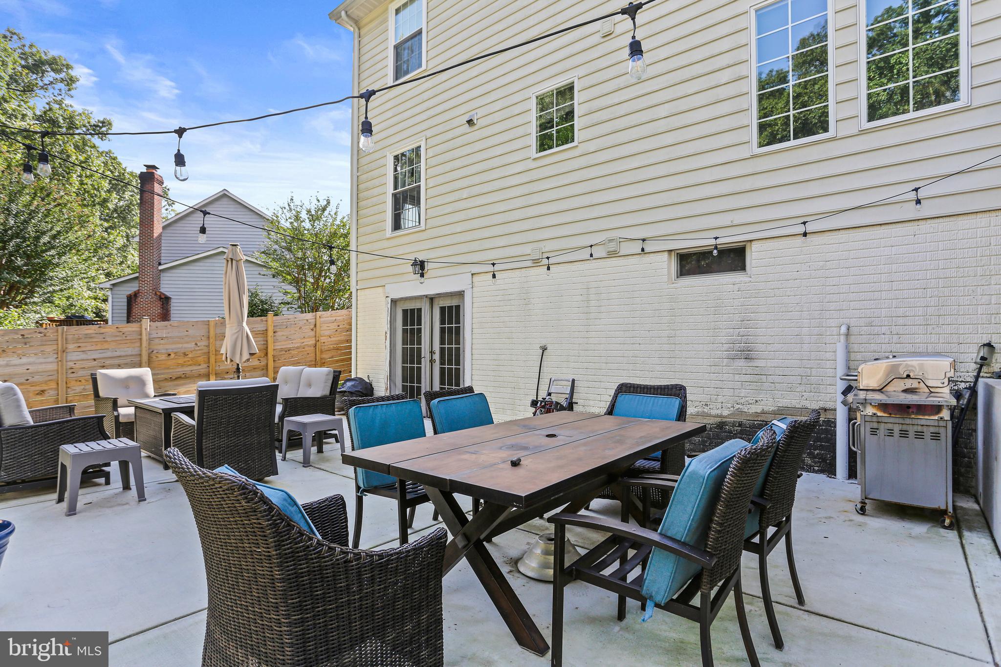 KINGS GRANT - Residential