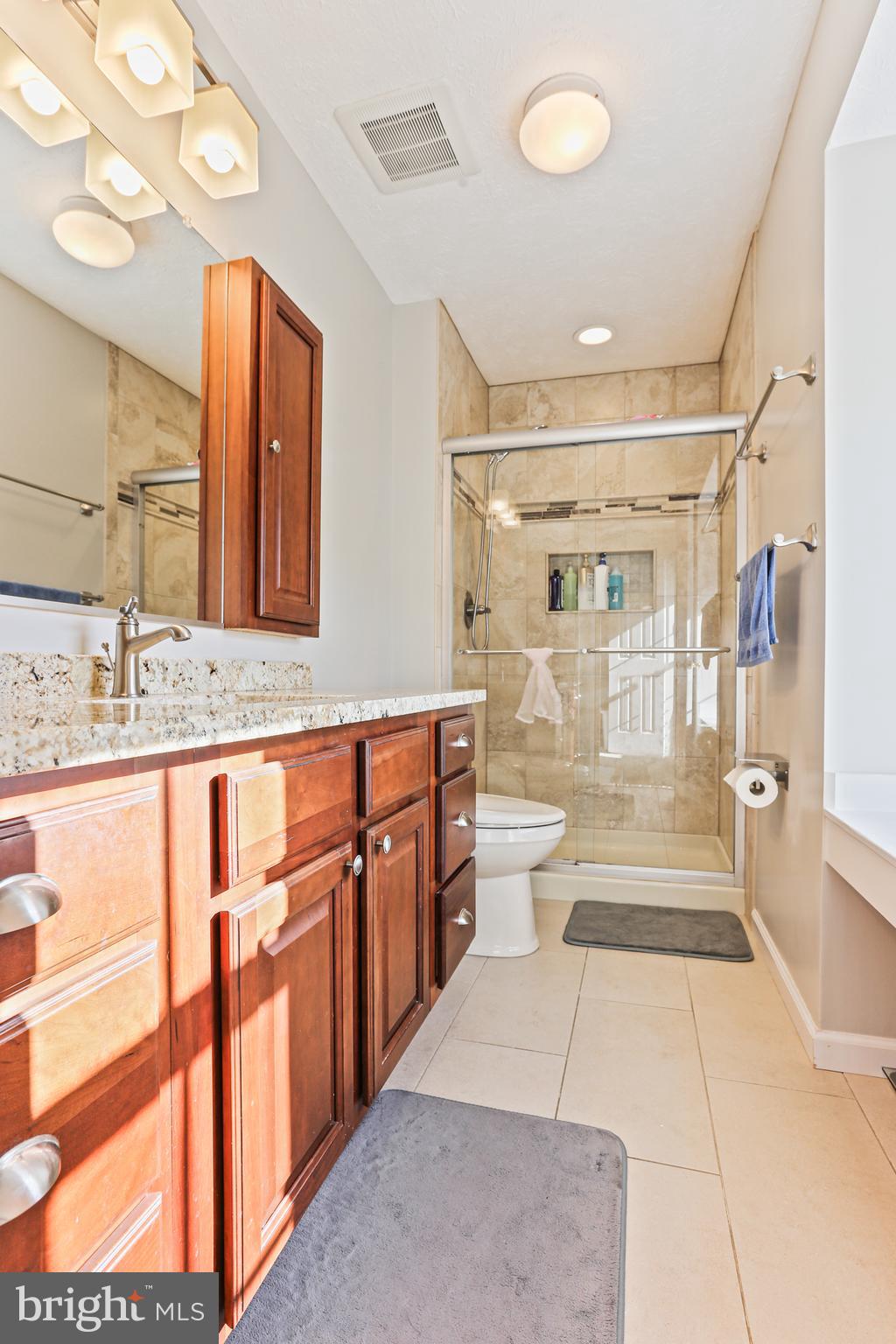 KINGS GRANT - Residential