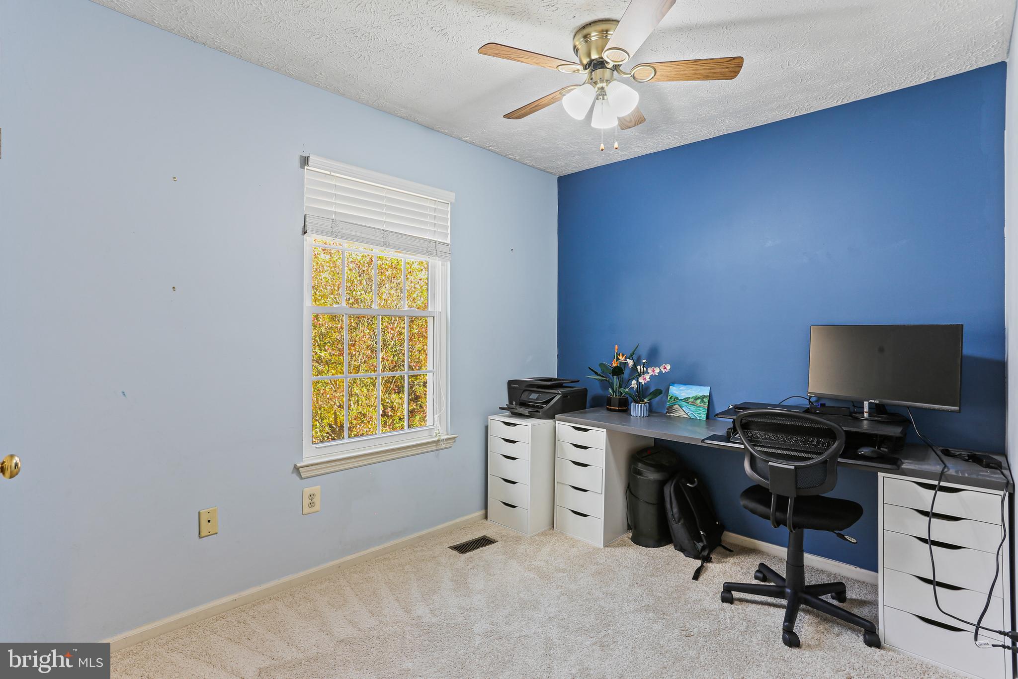 KINGS GRANT - Residential