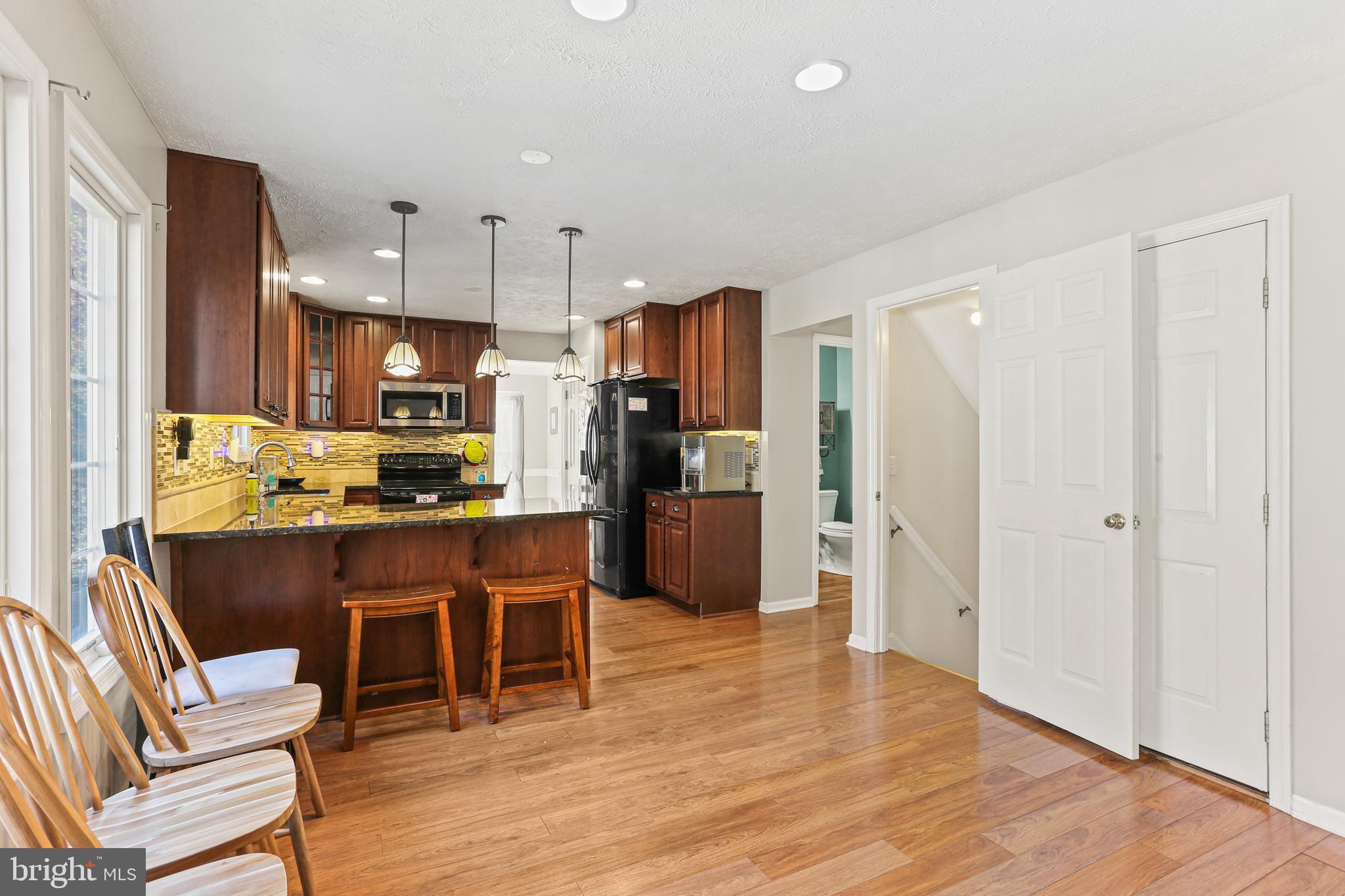 KINGS GRANT - Residential