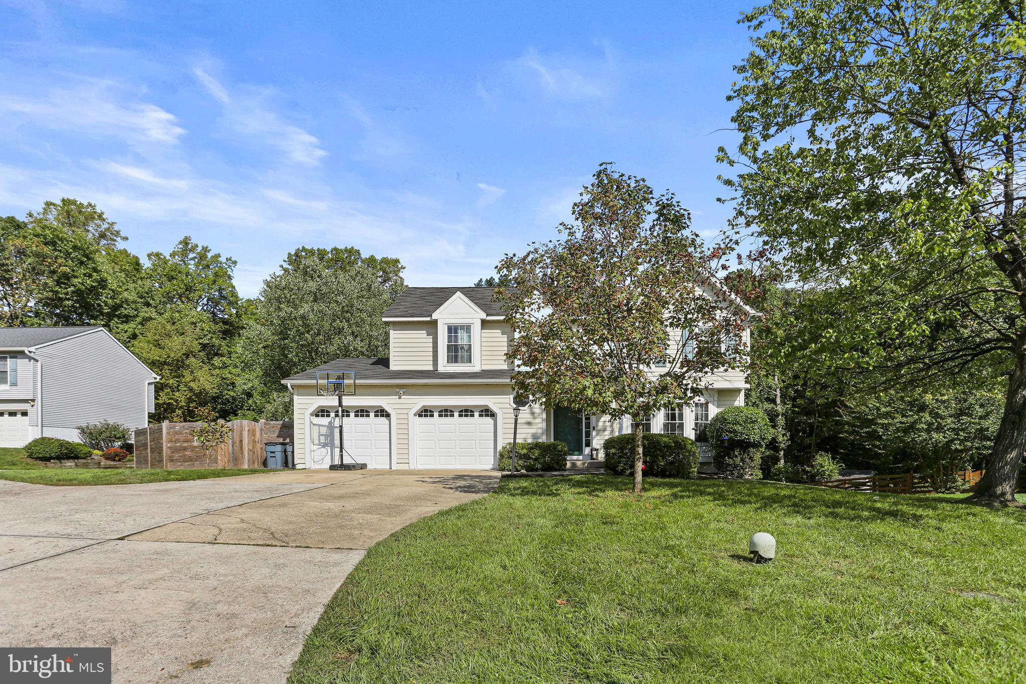 KINGS GRANT - Residential