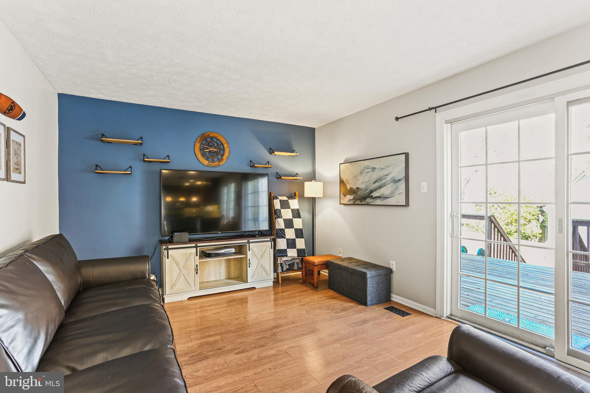 KINGS GRANT - Residential