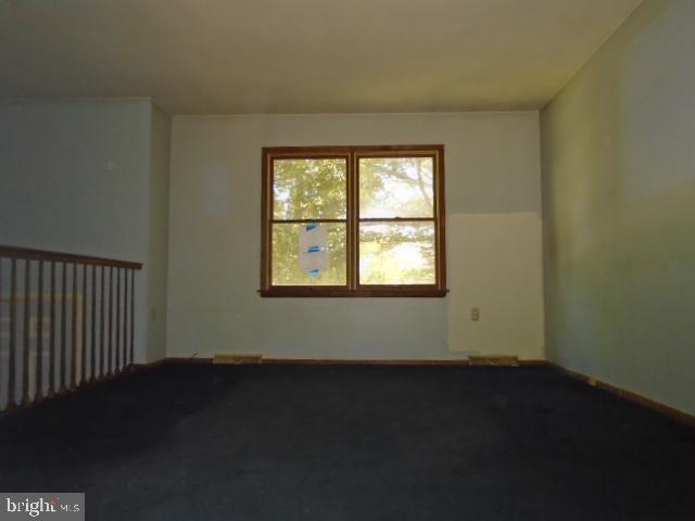 WHISPERING VALLEY - Residential