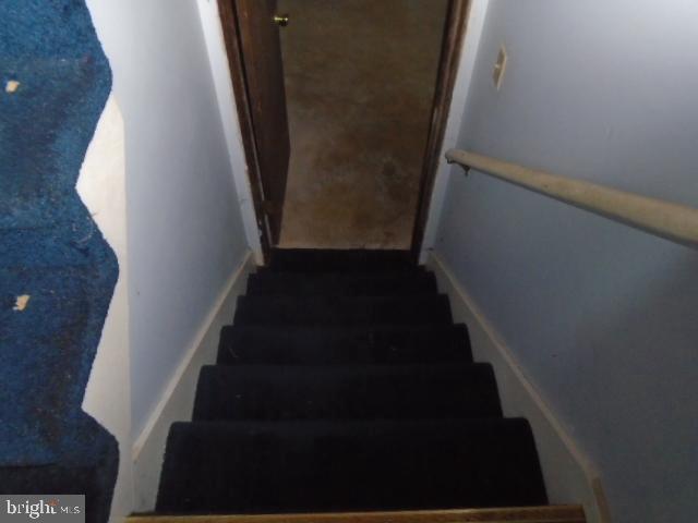 WHISPERING VALLEY - Residential