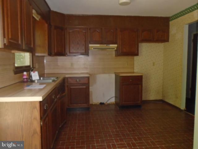 WHISPERING VALLEY - Residential