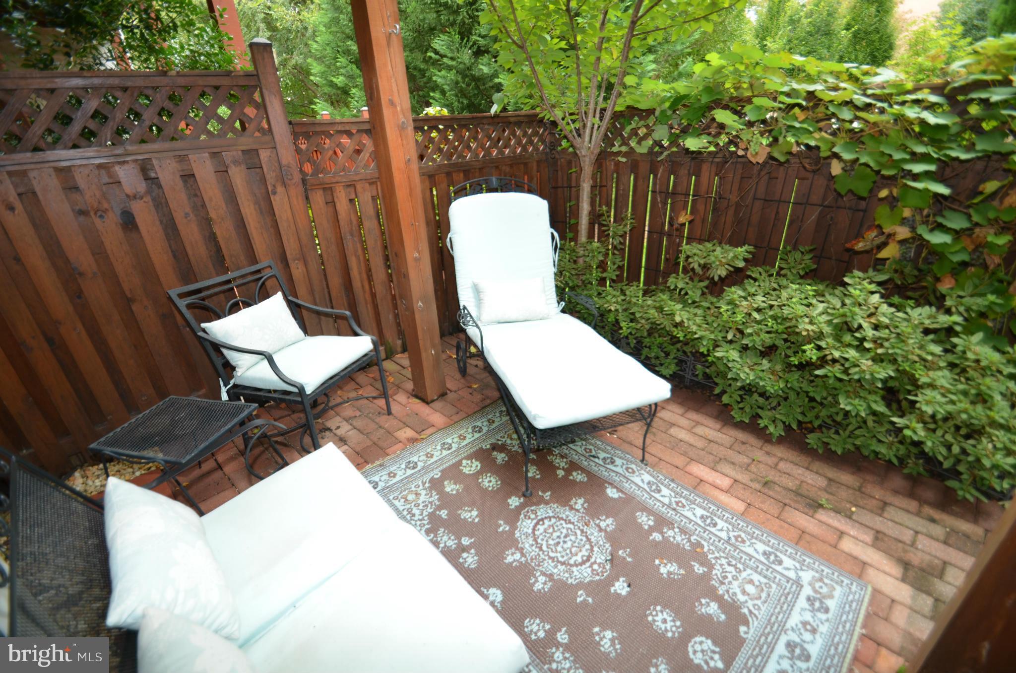 CAMERON STATION - Residential Lease