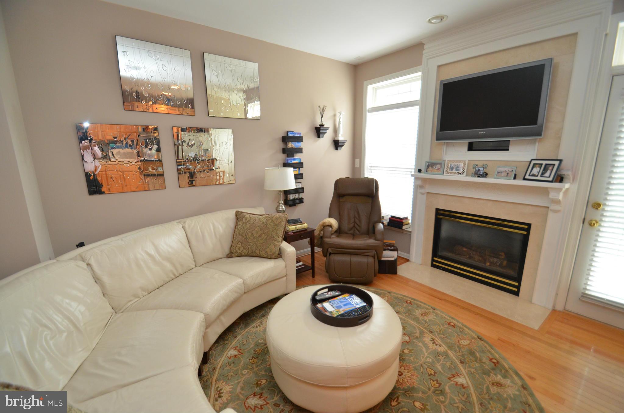 CAMERON STATION - Residential Lease