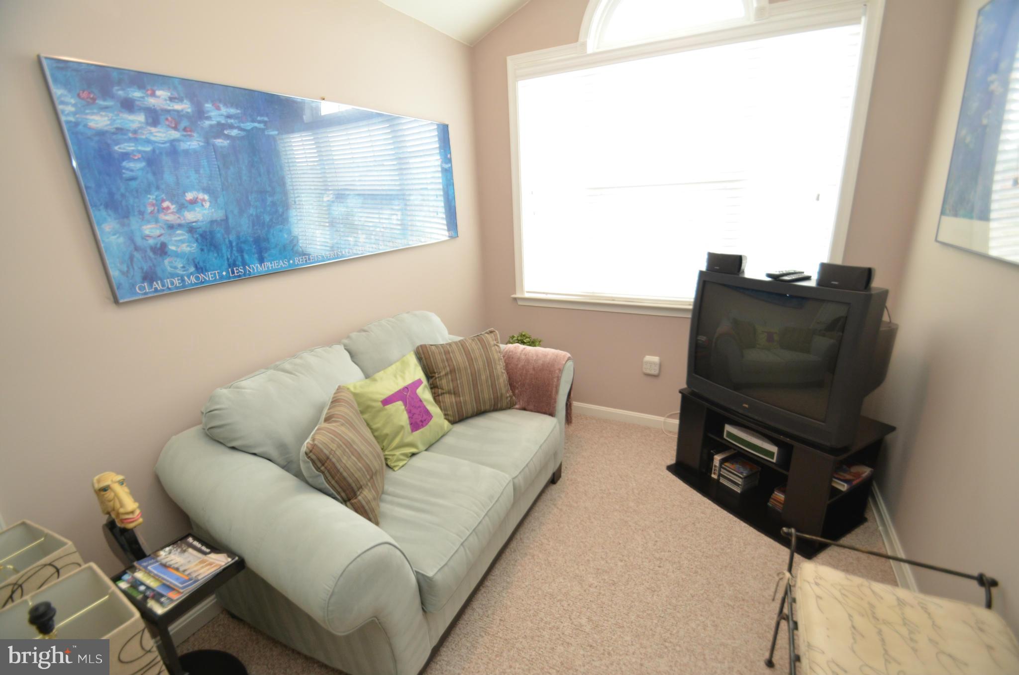 CAMERON STATION - Residential Lease