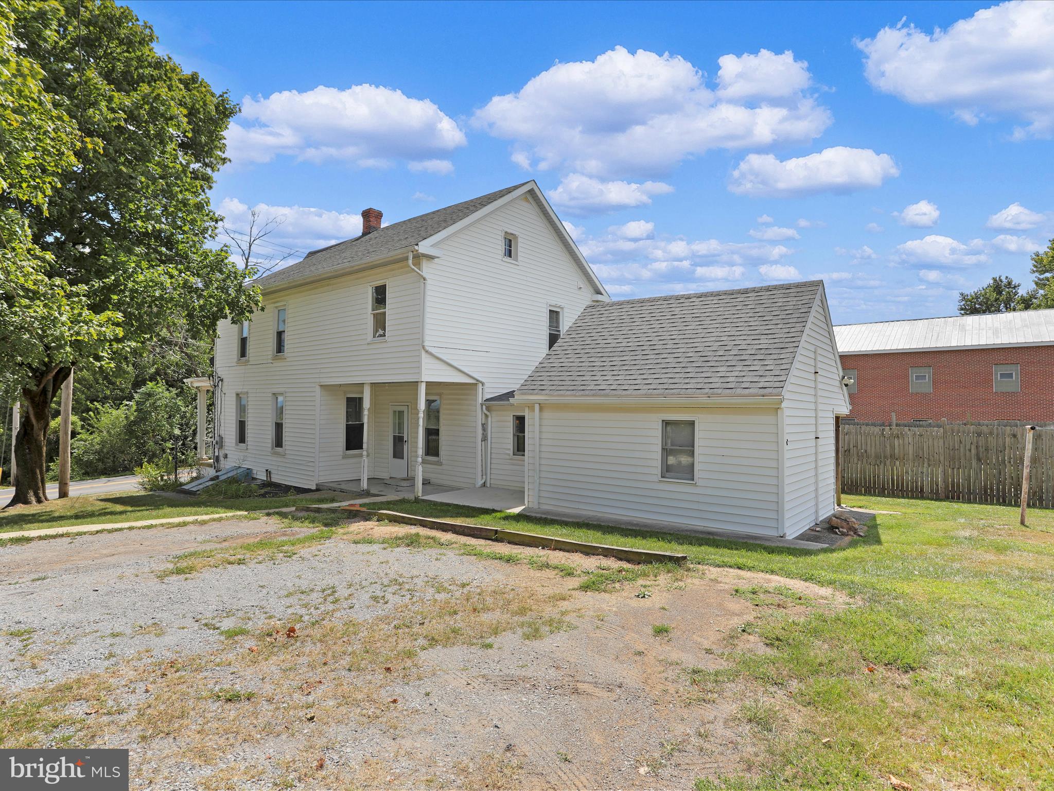 TOWN OF HEDGESVILLE - Residential Income