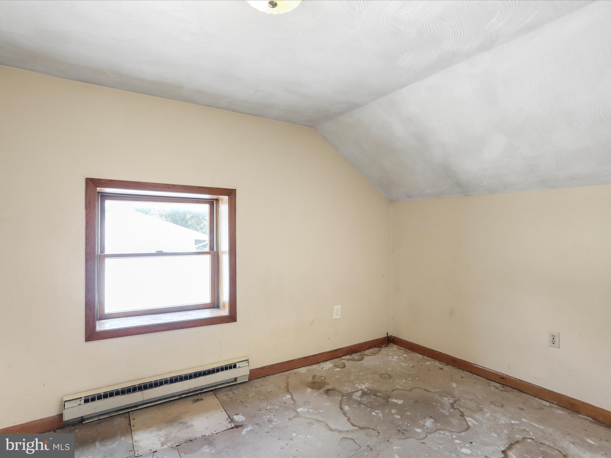 TOWN OF HEDGESVILLE - Residential Income