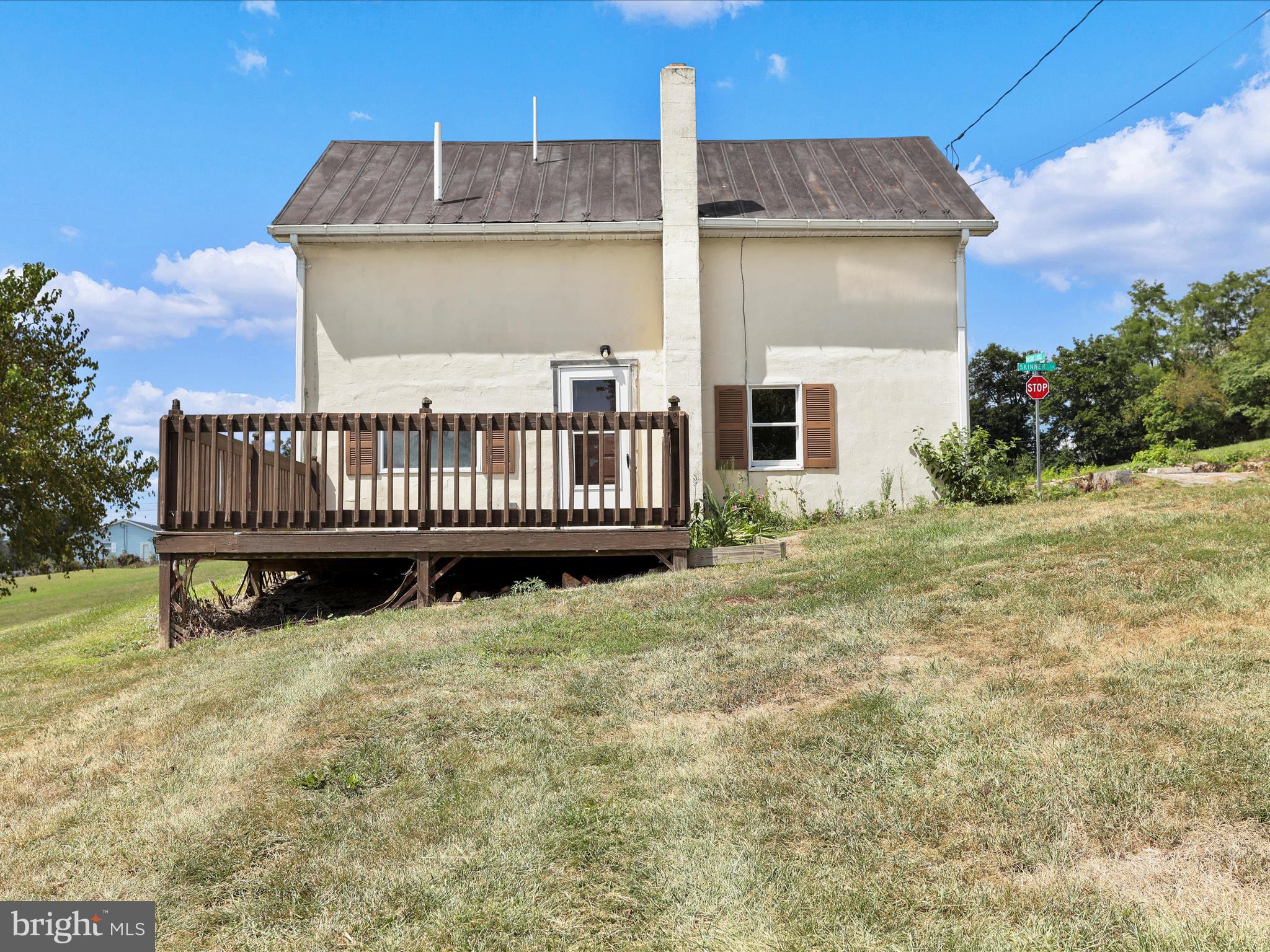 TOWN OF HEDGESVILLE - Residential Income