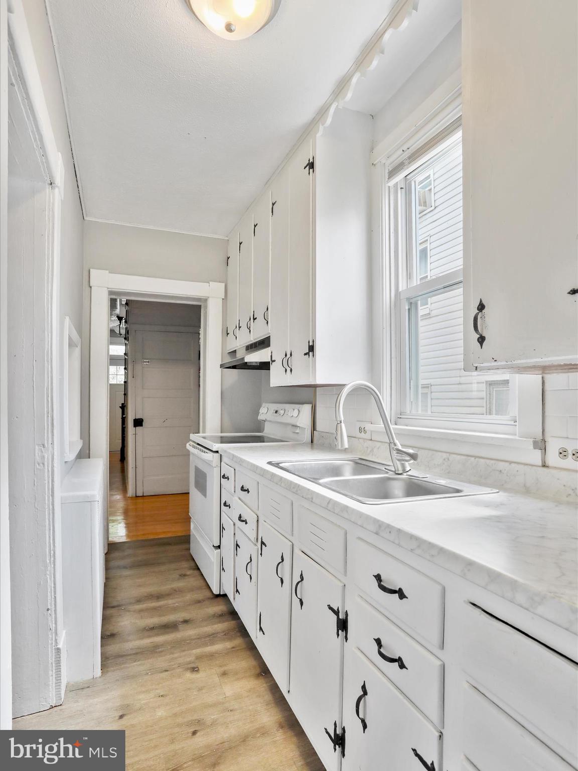 TOWN OF HEDGESVILLE - Residential Income