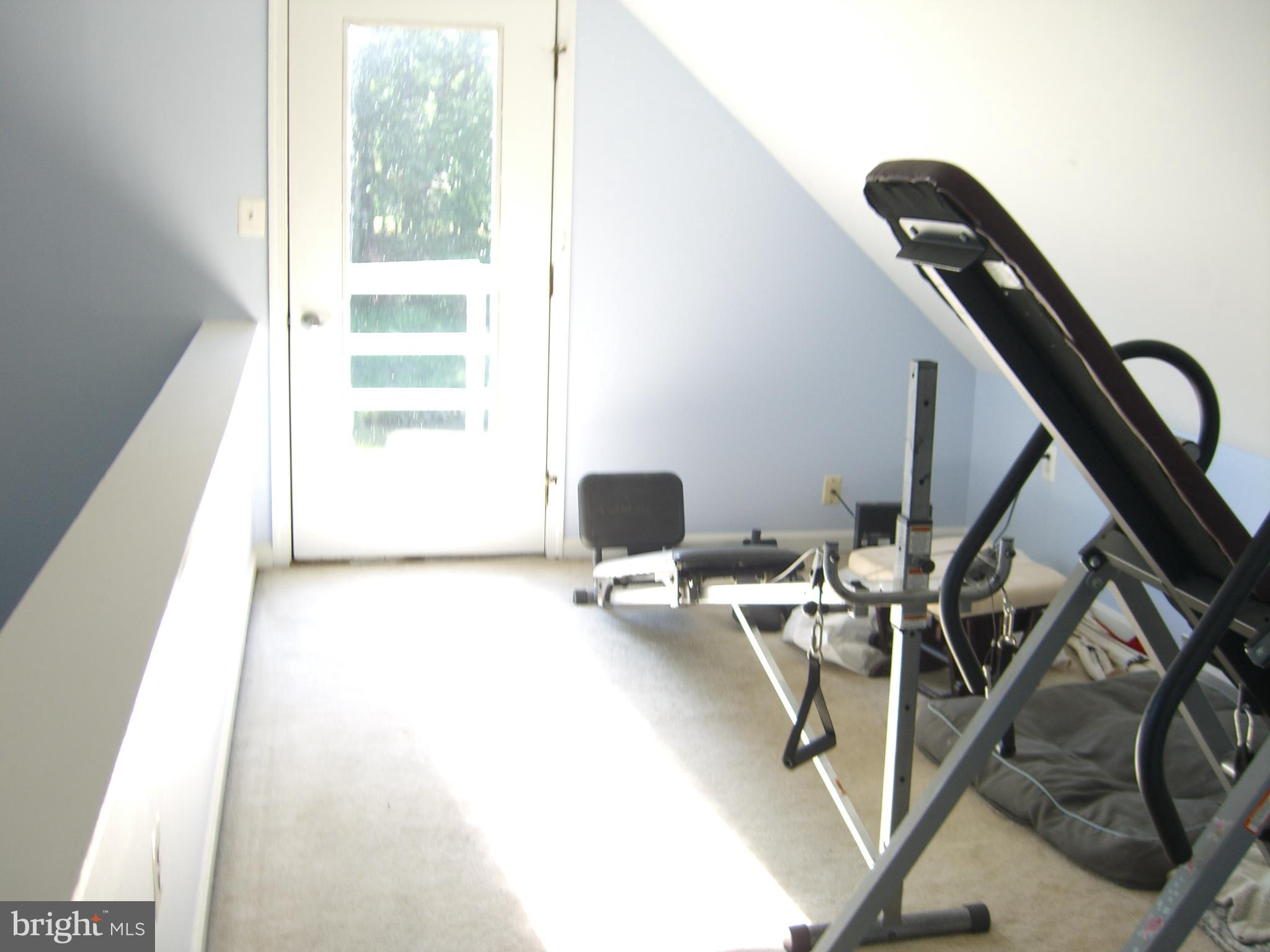 GOLDEN BEACH - Residential