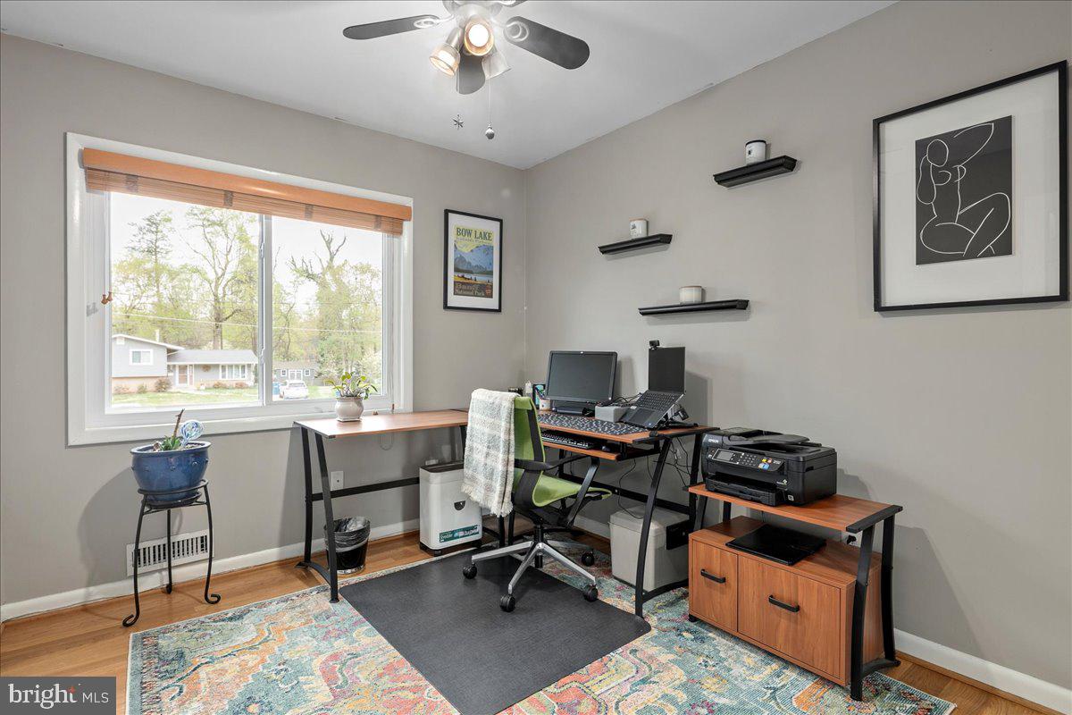 FAIRFAX VILLA - Residential