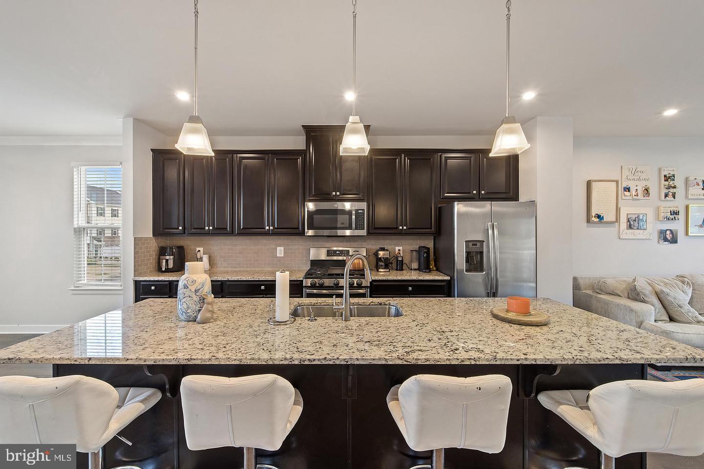 LAKE FREDERICK - Residential Lease