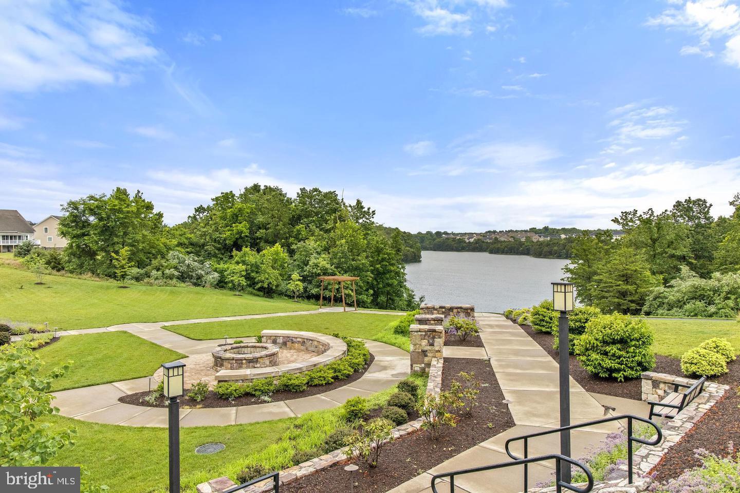 LAKE FREDERICK - Residential Lease