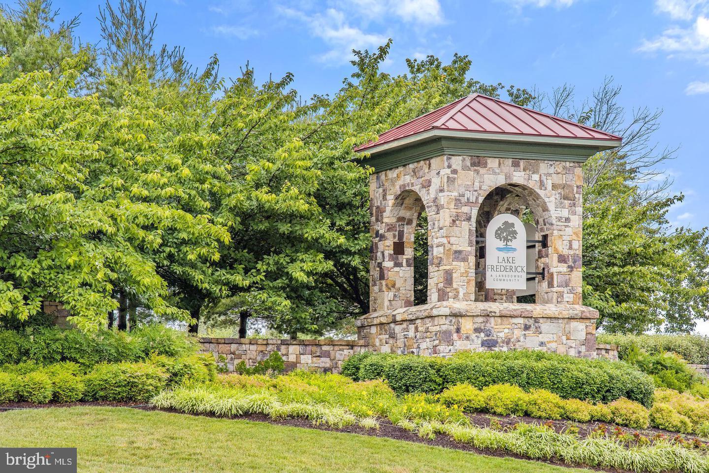 LAKE FREDERICK - Residential Lease