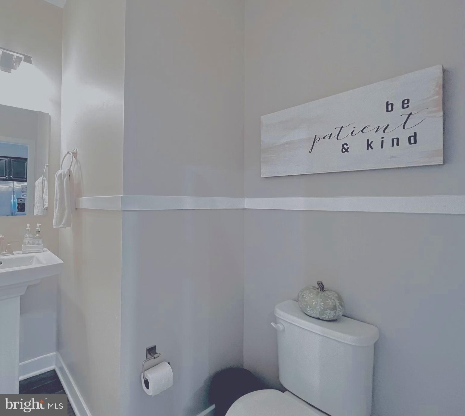 LAKE FREDERICK - Residential Lease