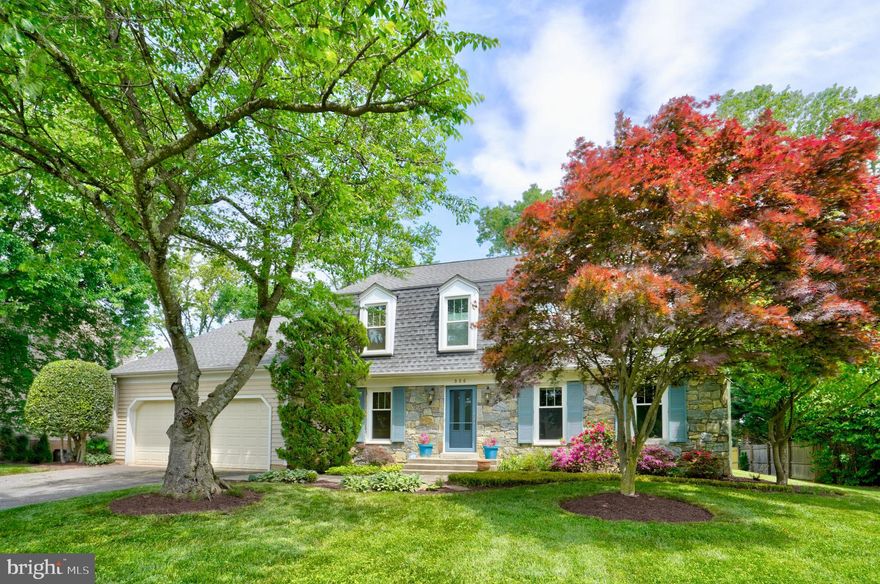 Open houses this weekend 2-4 both Saturday and Sunday!

Don't miss this 5 bedroom, 3.5 bath updated Kettler built gem backing up to the golf course!  New Roof, windows, HVAC and more! 

This is the one you have been waiting for! 5 bedrooms, 3.5 baths, with golf course views! Upon entering you will be struck by the light bright clean lines and contemporary vibe. The foyer opens up to the formal living room and dining room. Entertaining is always elegant with these well appointed rooms. The updated kitchen features light floors, quartz countertops and white cabinets.  Washing the dishes is even a treat with the expansive double window.  Winter nights were never cozier in the family room with this grand stone fireplace.  Full of morning light, both the kitchen and family room walk out to a large stone  patio which overlooks the picturesque golf course! Also located on the first floor is a private office and renovated half bath. The second floor is sure to amaze! Gracious and light filled with three sides of light, the primary suite has a dressing area,  renovated primary bath and  walk-in closet !  There is an equally large second bedroom with yet  another walk-in closet with  storage space in the eaves. 2 more large bedrooms and a second full bath complete this floor.  The fully finished basement with the 3rd full bath is a great place for guests to retreat or to just hang out with friends and family.  
Outside is just plain and simply an oasis.  Large level lot with professional landscaping makes one think they are in their own park! 

Come enjoy the views with me this Saturday and Sunday from 1-3!