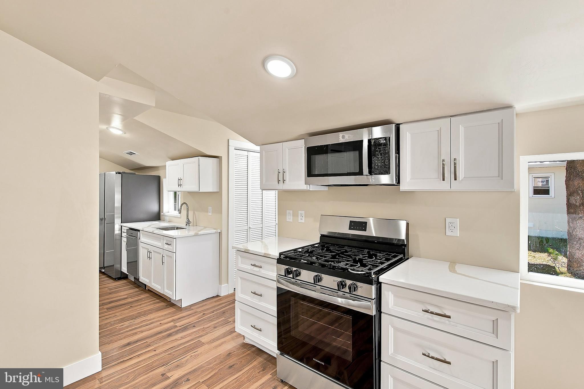 43 BISHOP STREET