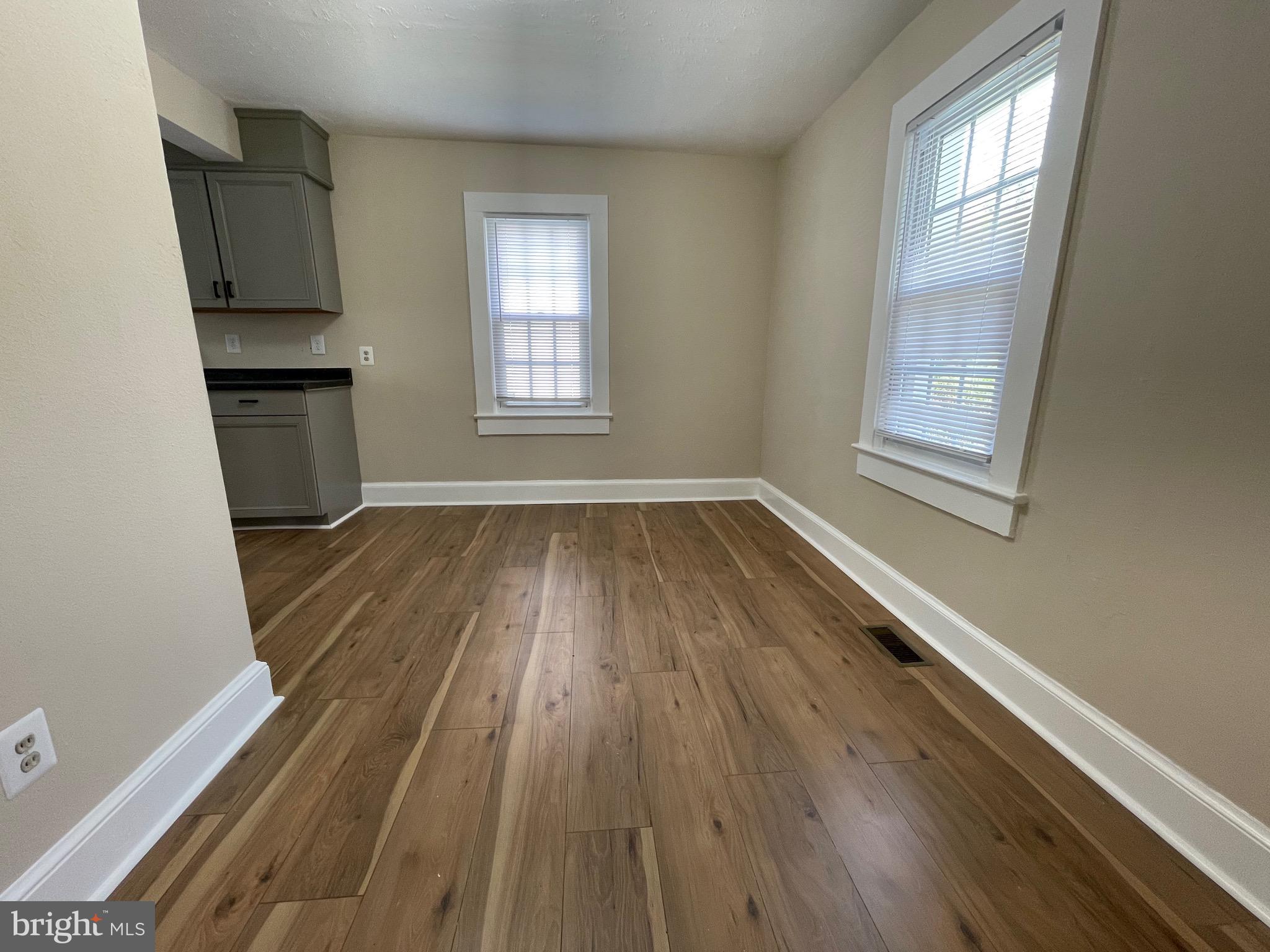 PHILLIPS - Residential Lease