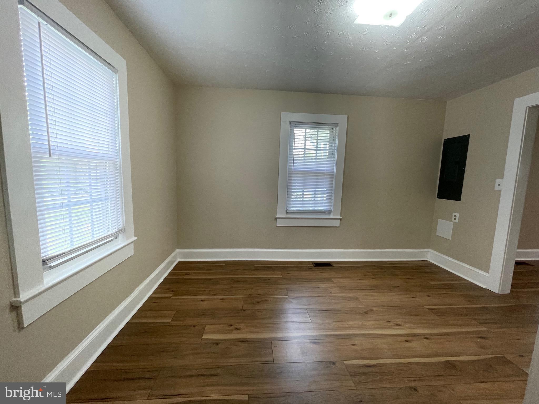 PHILLIPS - Residential Lease