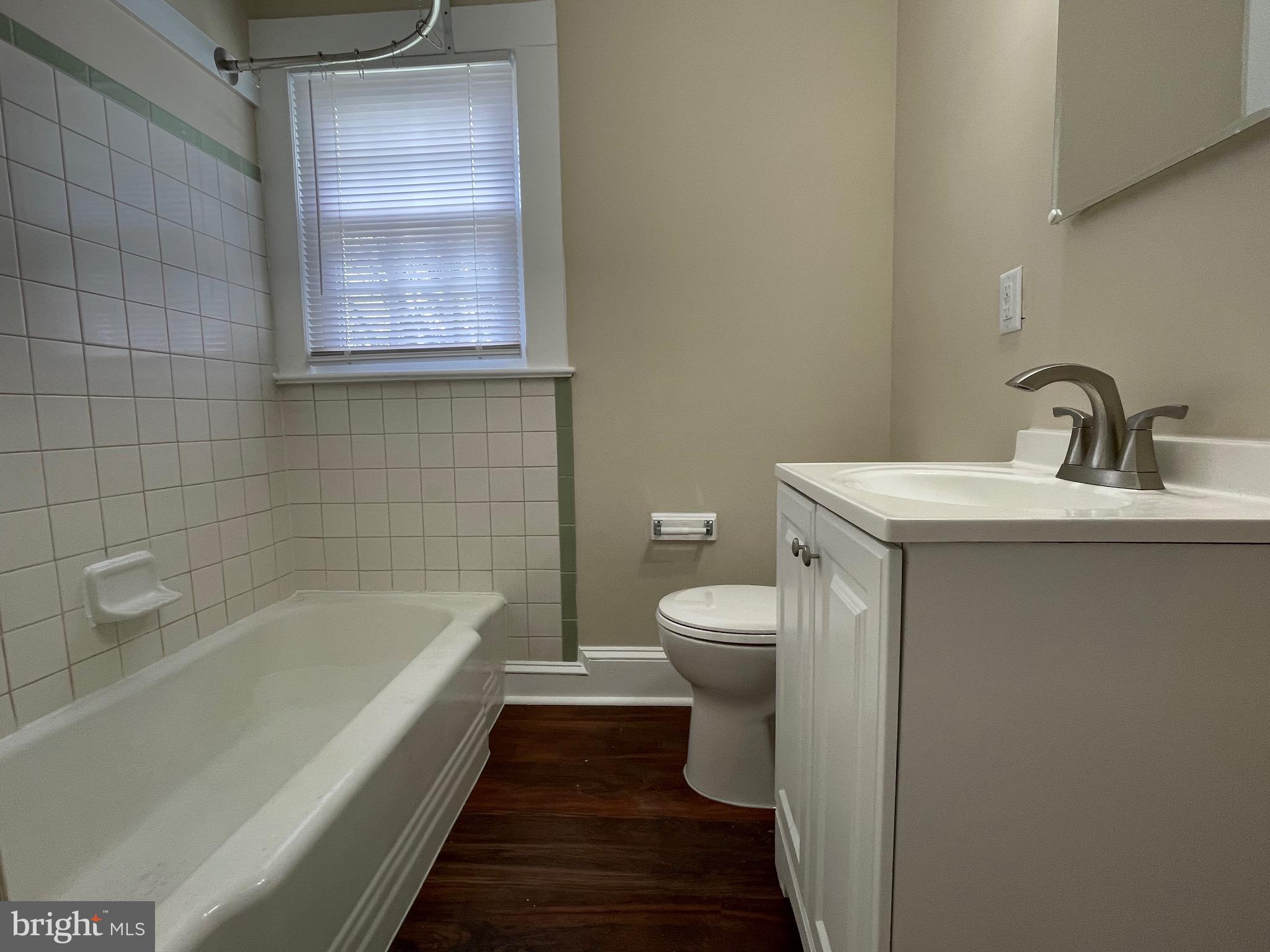 PHILLIPS - Residential Lease