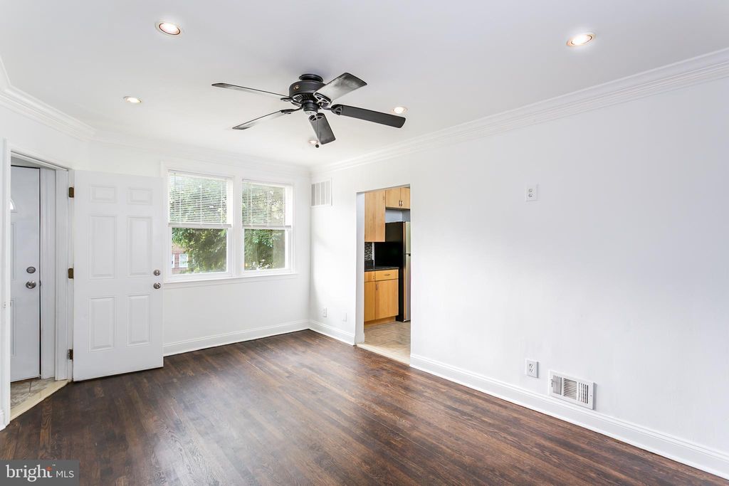 Photo of 1124 Gleneagle Road, BALTIMORE, MD 21239 (MLS # MDBA2184152)