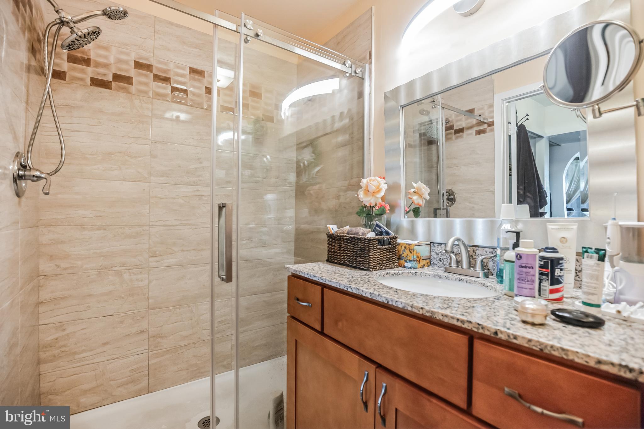 FOUNTAIN POINTE - Residential