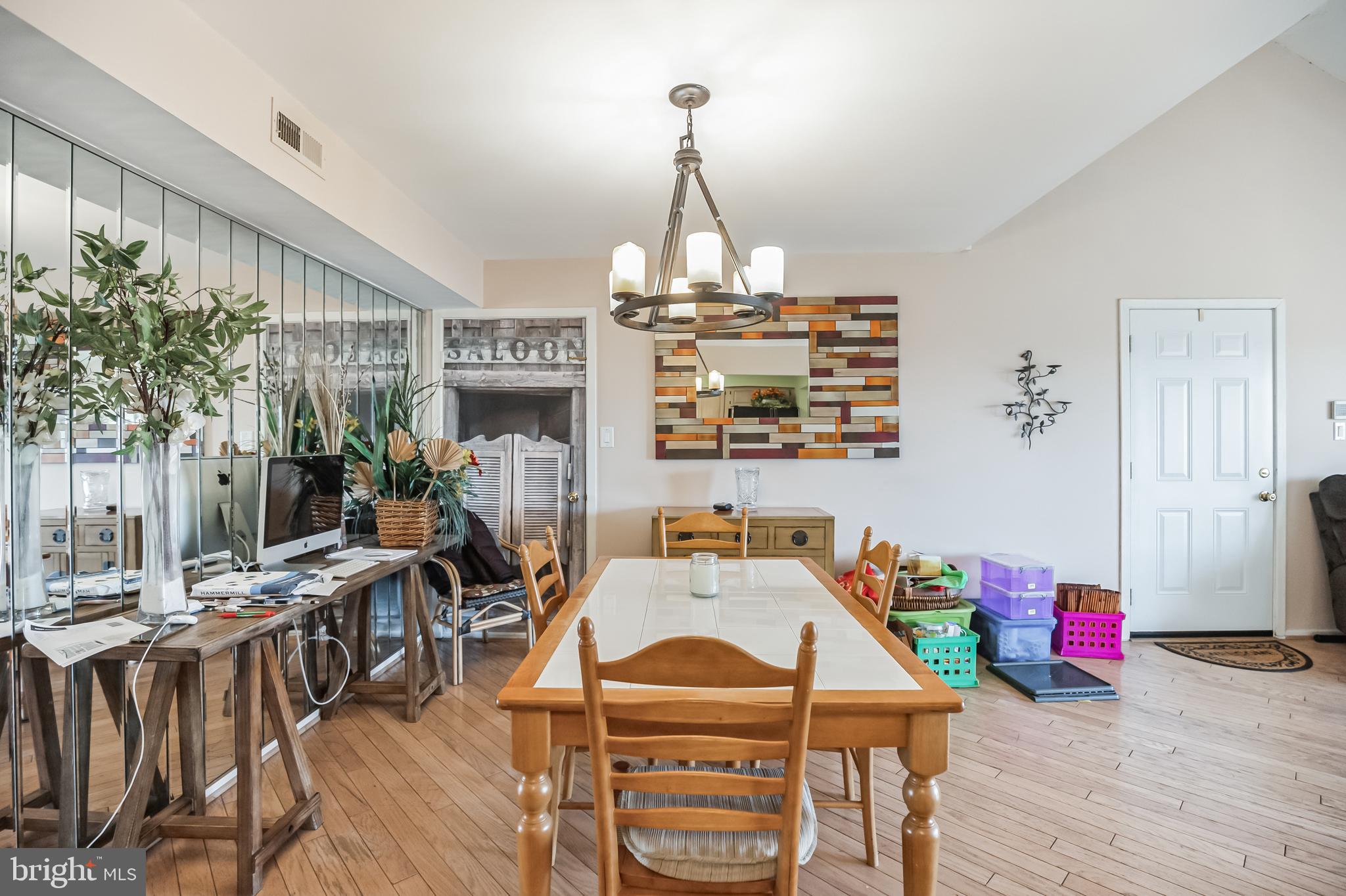 FOUNTAIN POINTE - Residential