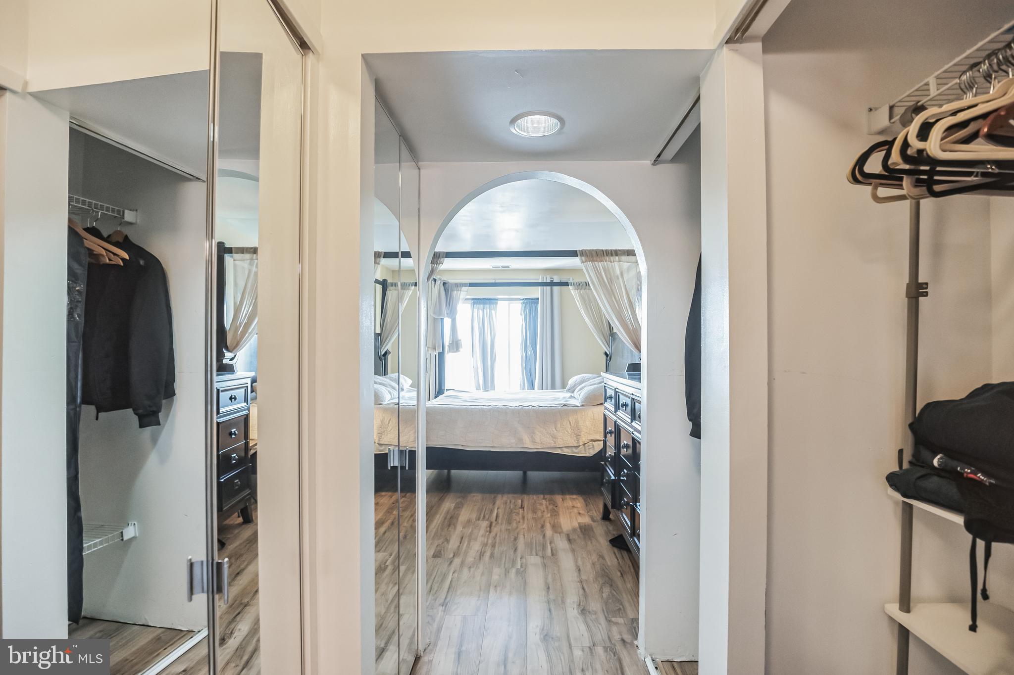 FOUNTAIN POINTE - Residential