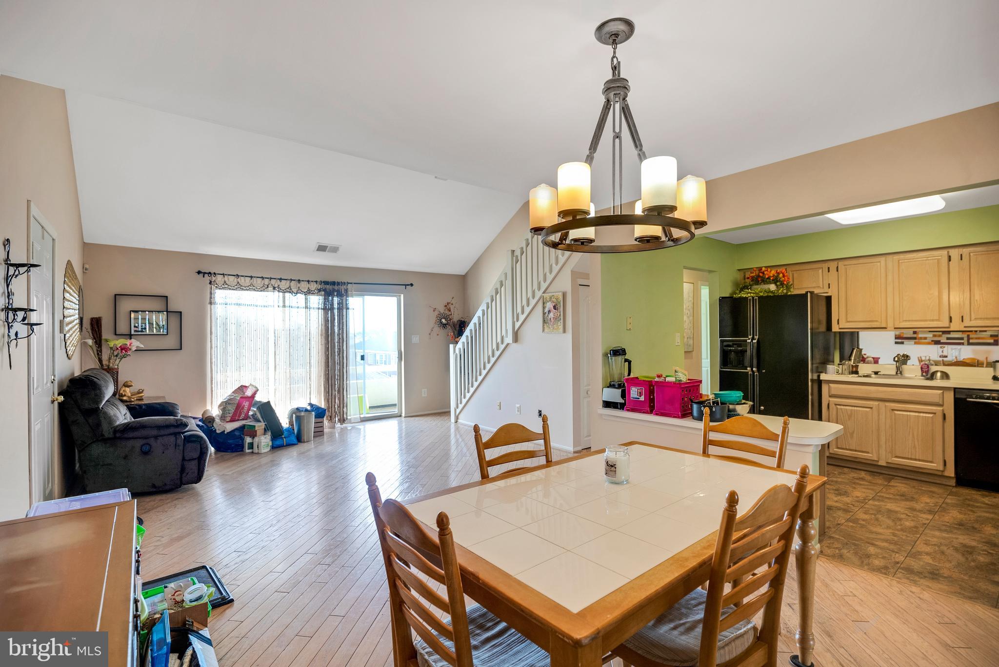 FOUNTAIN POINTE - Residential