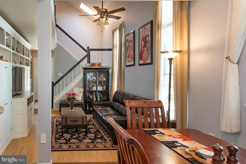 LAKE RIDGE - Residential Lease