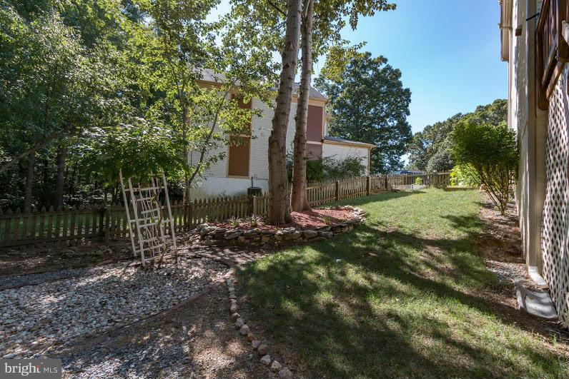 LAKE RIDGE - Residential Lease