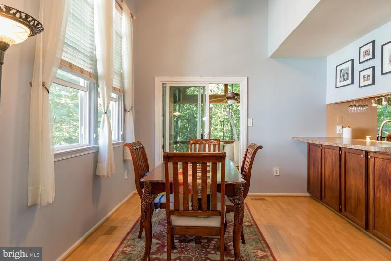 LAKE RIDGE - Residential Lease