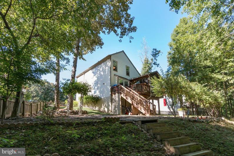 LAKE RIDGE - Residential Lease