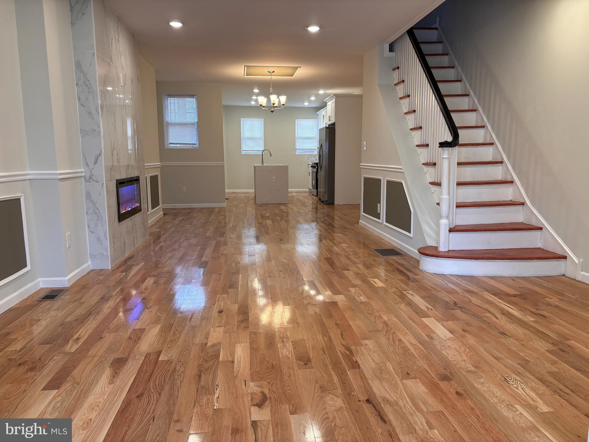 6442 N SYDENHAM STREET