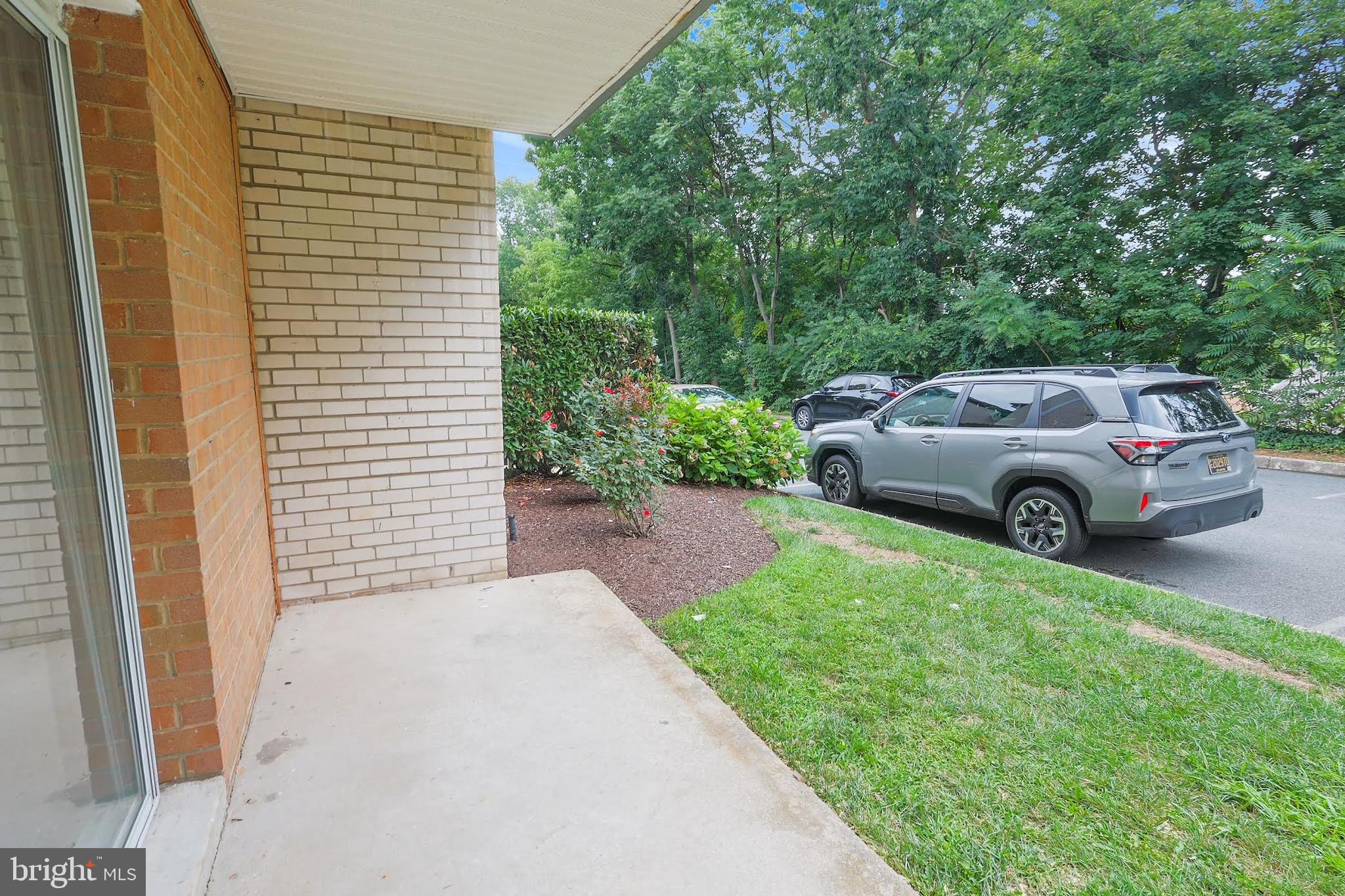 7 ROCKFORD ROAD E-1