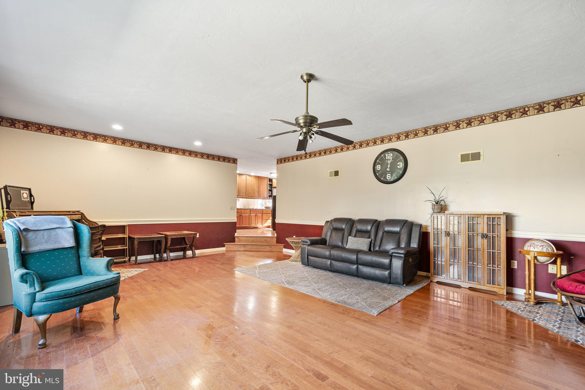 225 PINE RIDGE ROAD