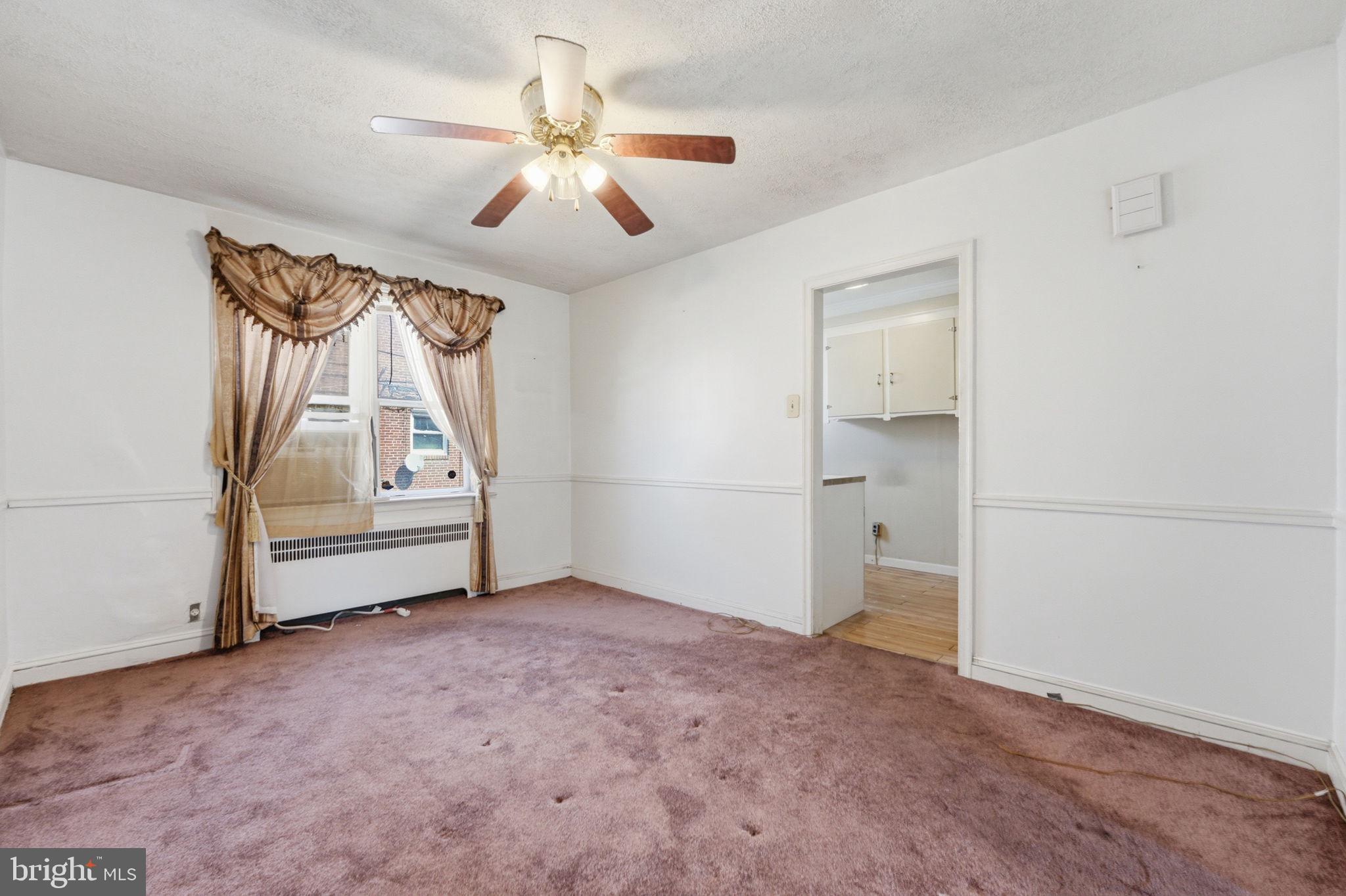 OXFORD CIRCLE - Residential