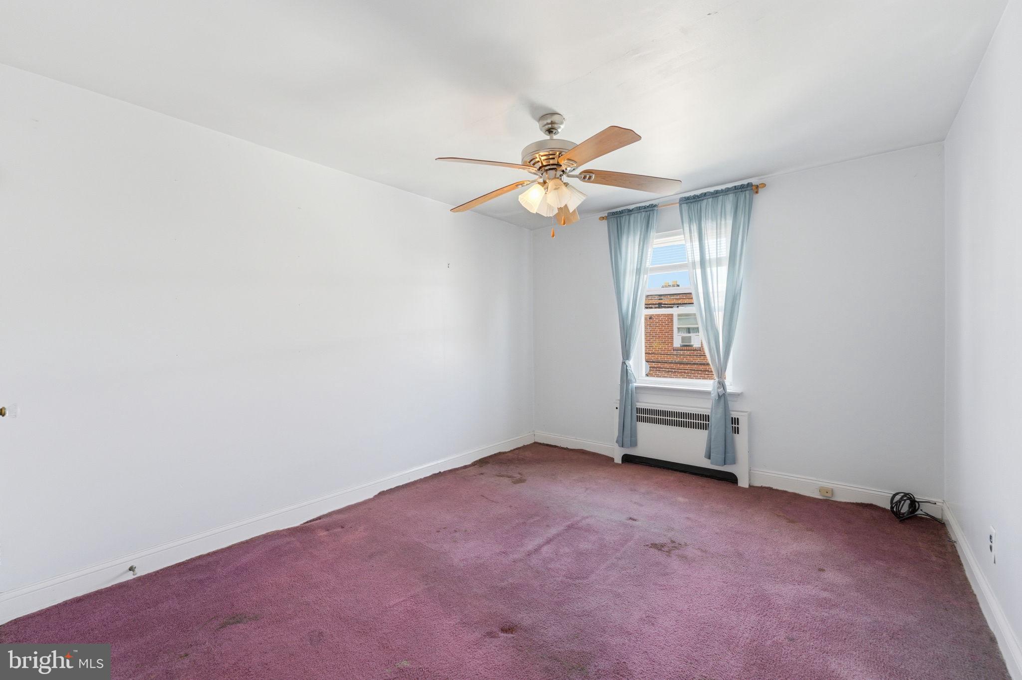 OXFORD CIRCLE - Residential