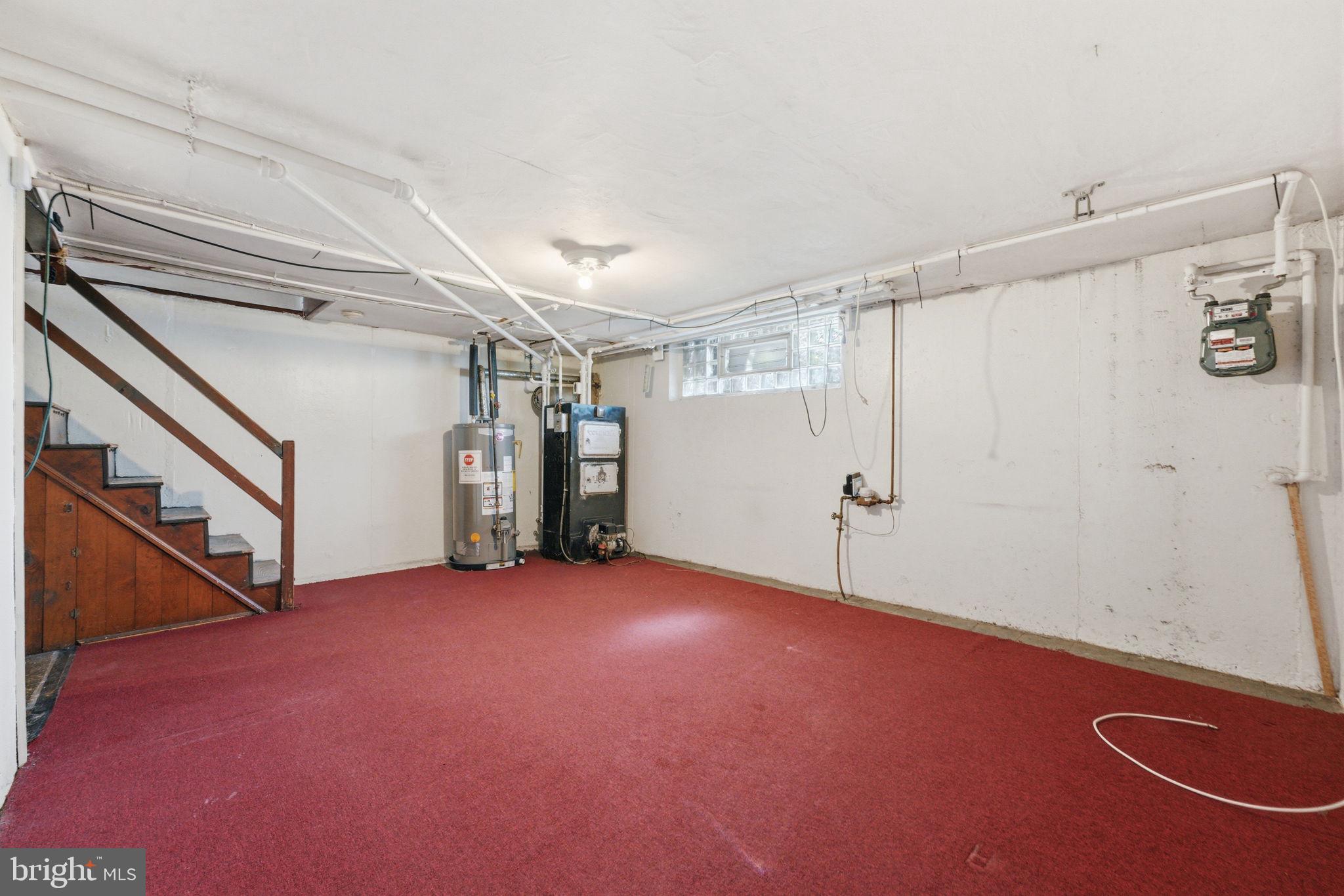 OXFORD CIRCLE - Residential