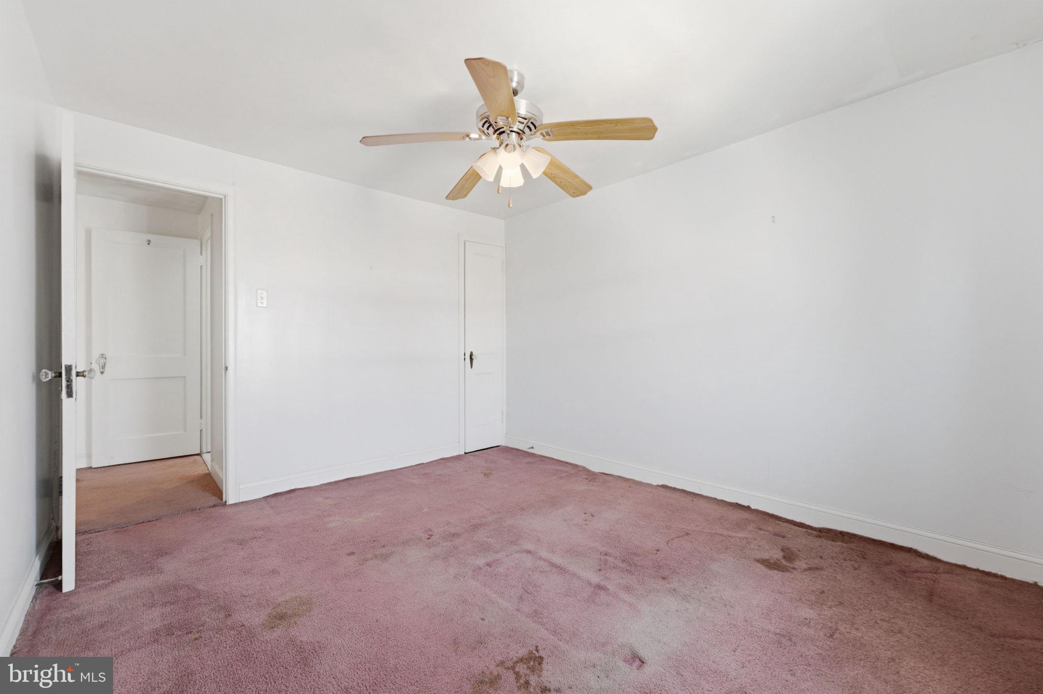 OXFORD CIRCLE - Residential