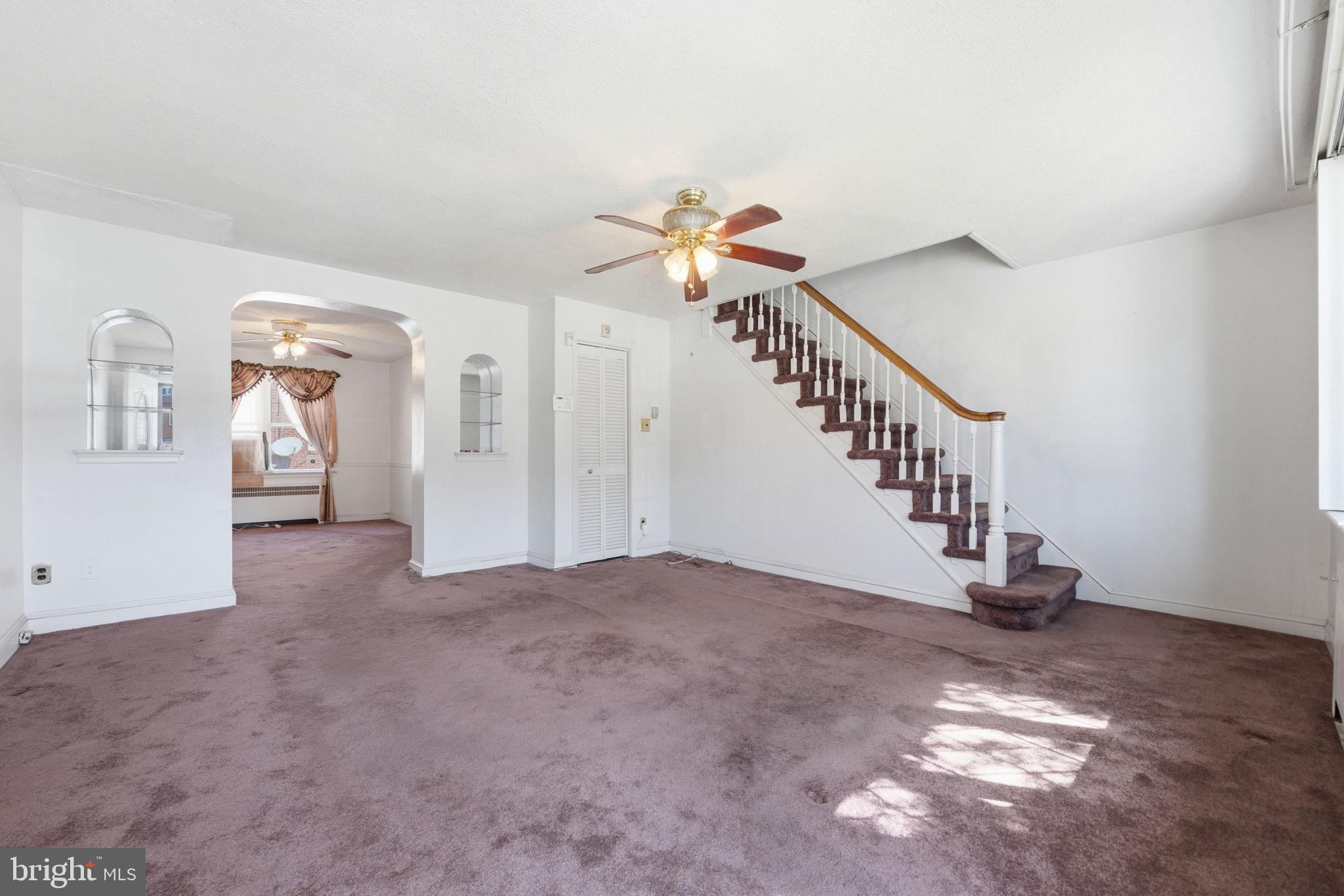 OXFORD CIRCLE - Residential