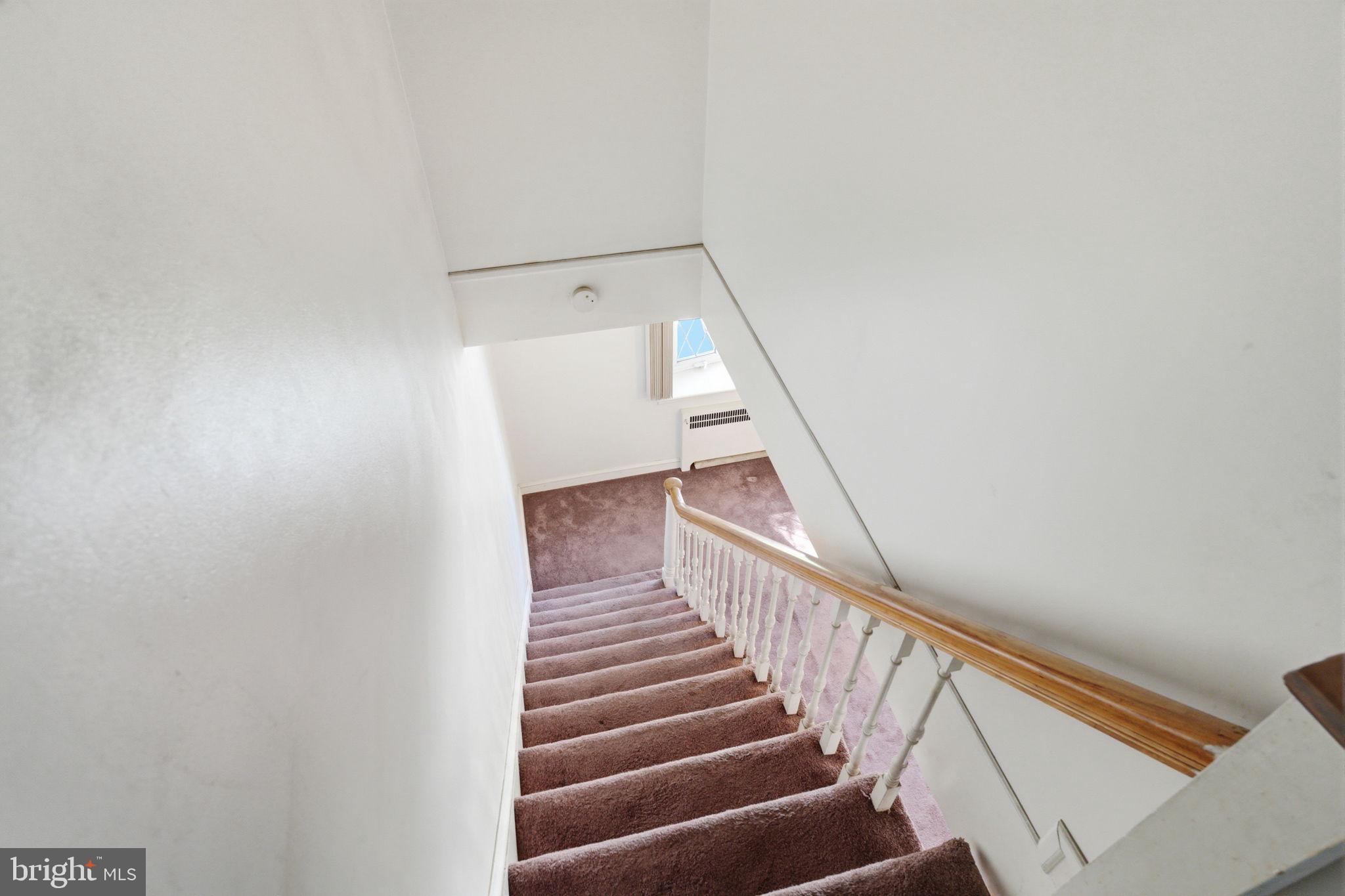 OXFORD CIRCLE - Residential