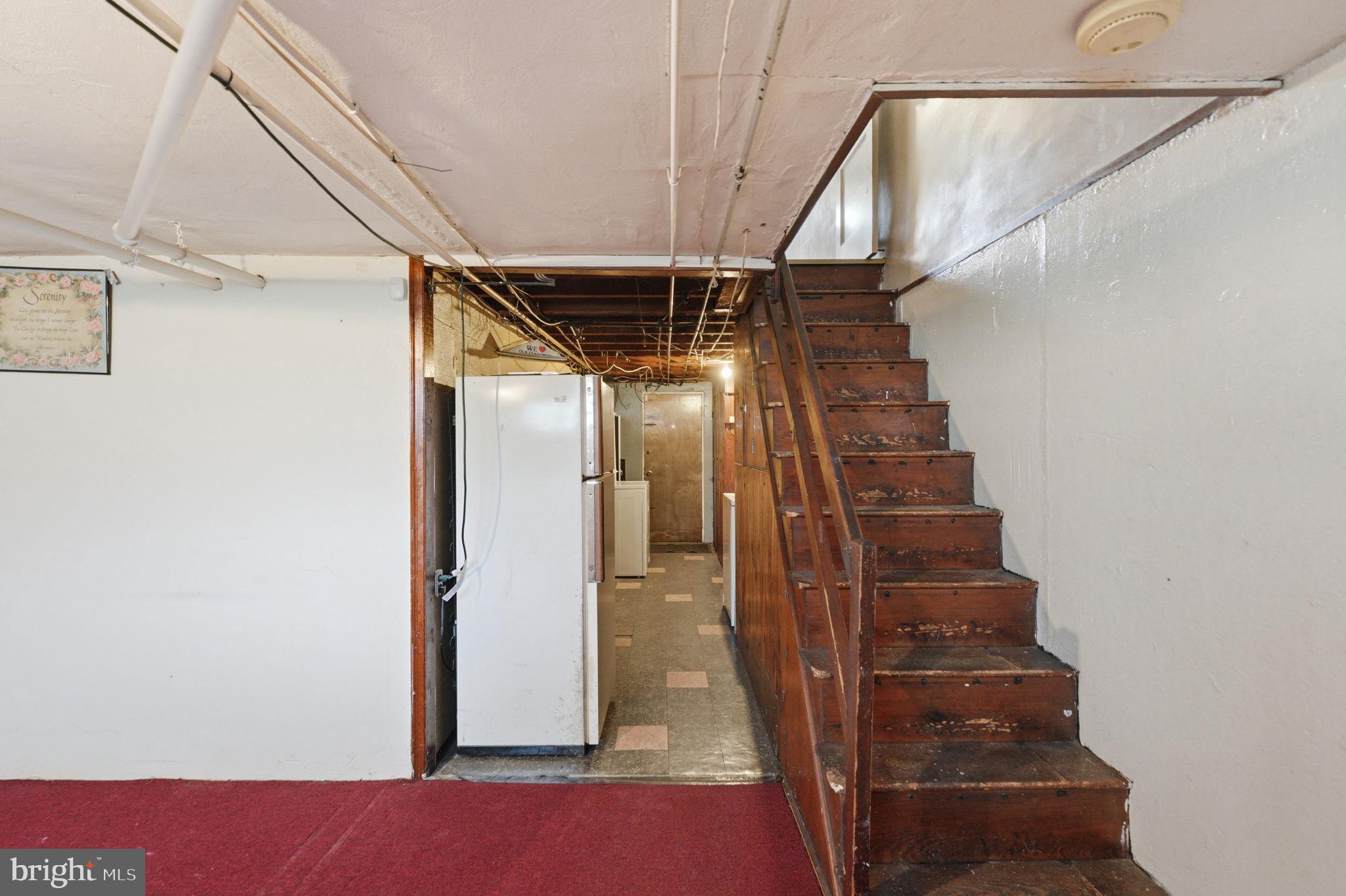 OXFORD CIRCLE - Residential