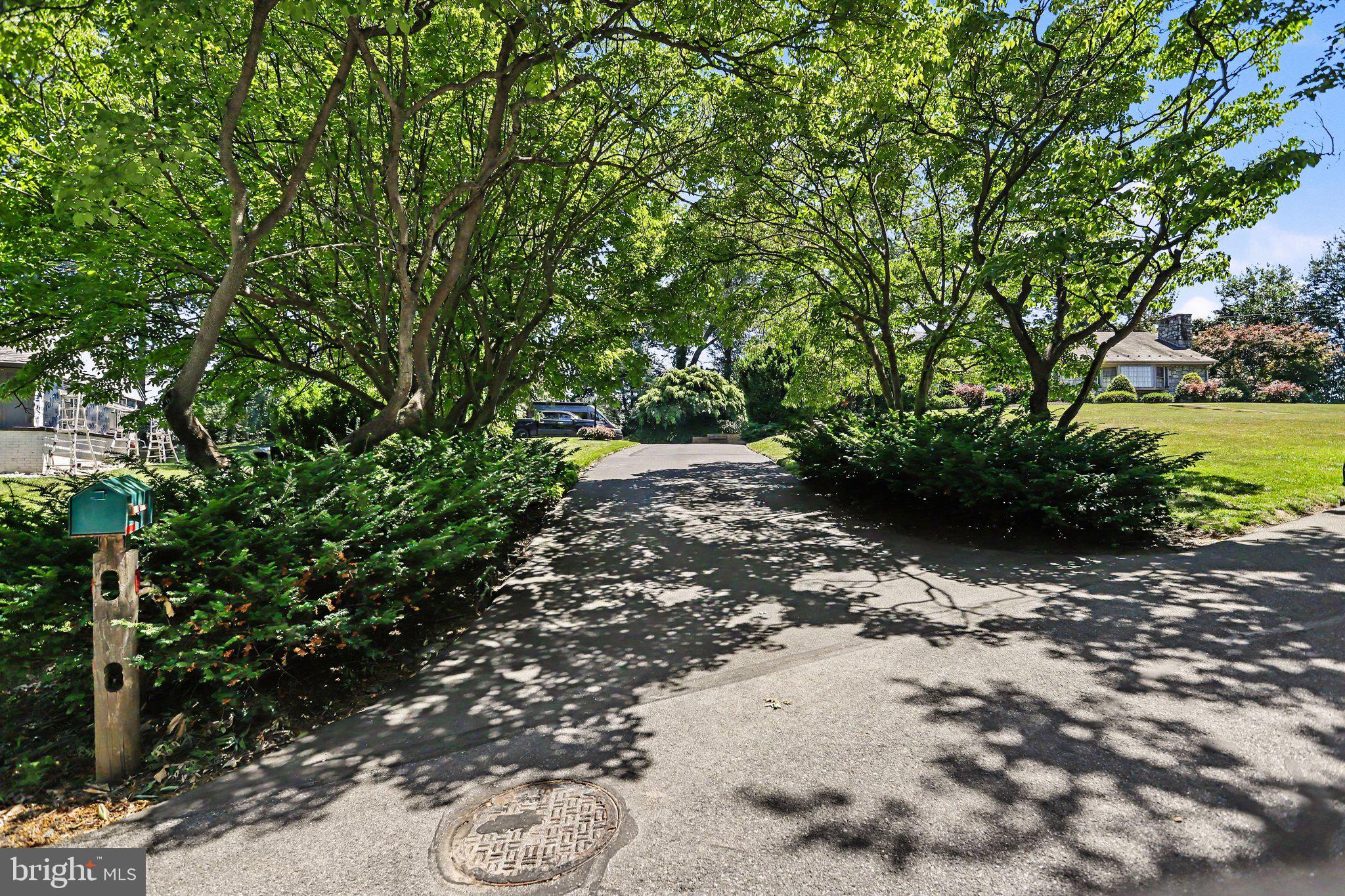 2210 STRATFORD ROAD