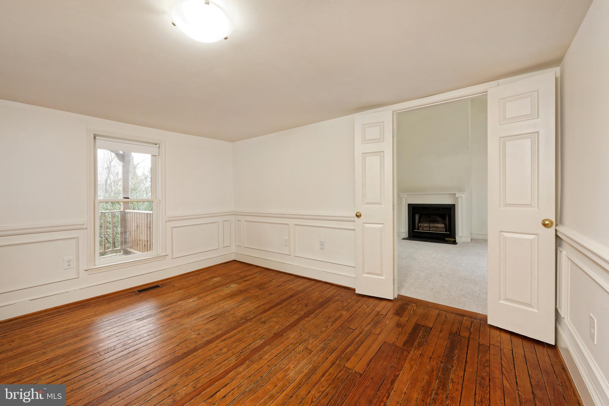 ROUND HILL - Residential