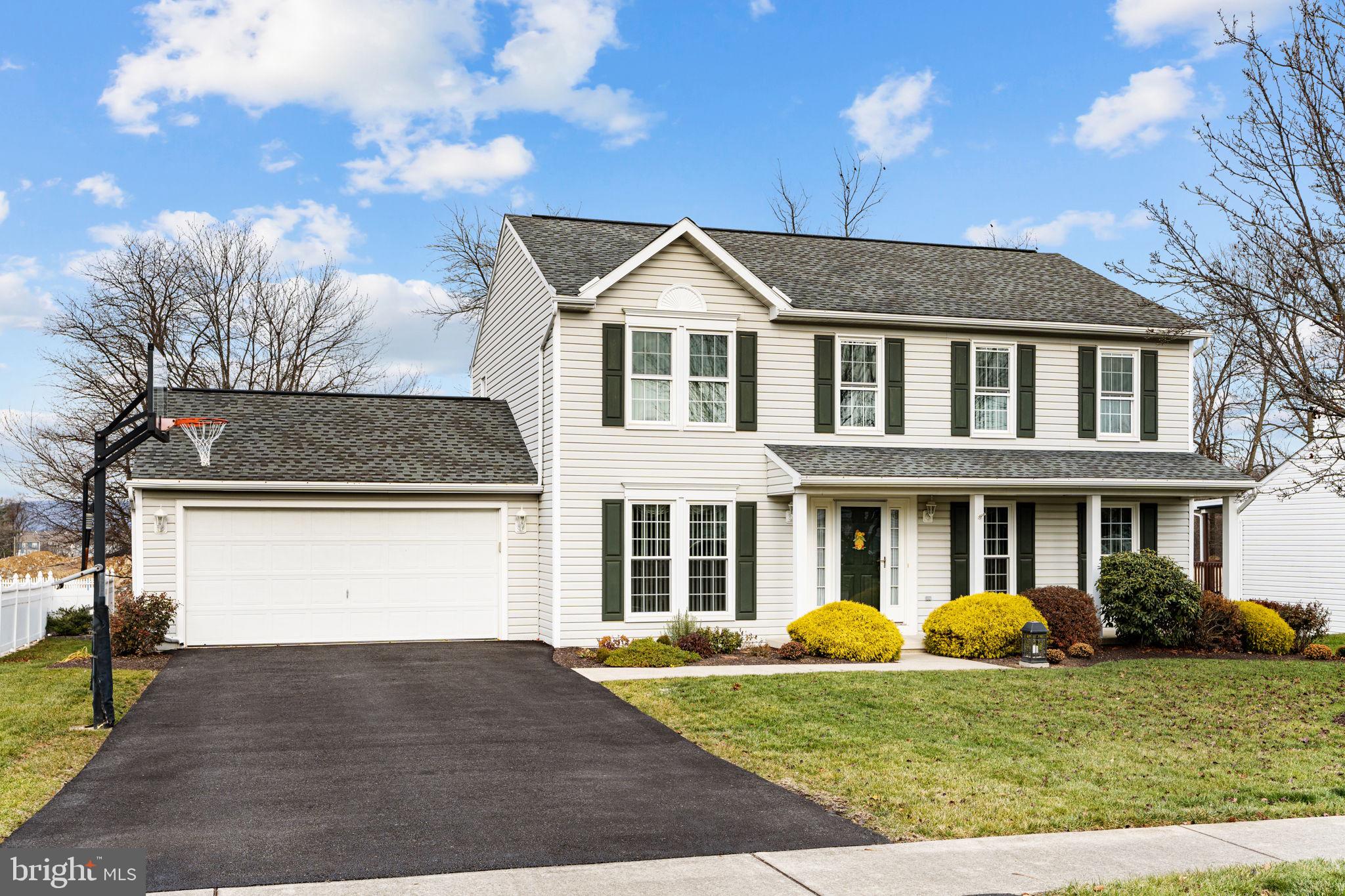 SILVER MEADOWS - Residential